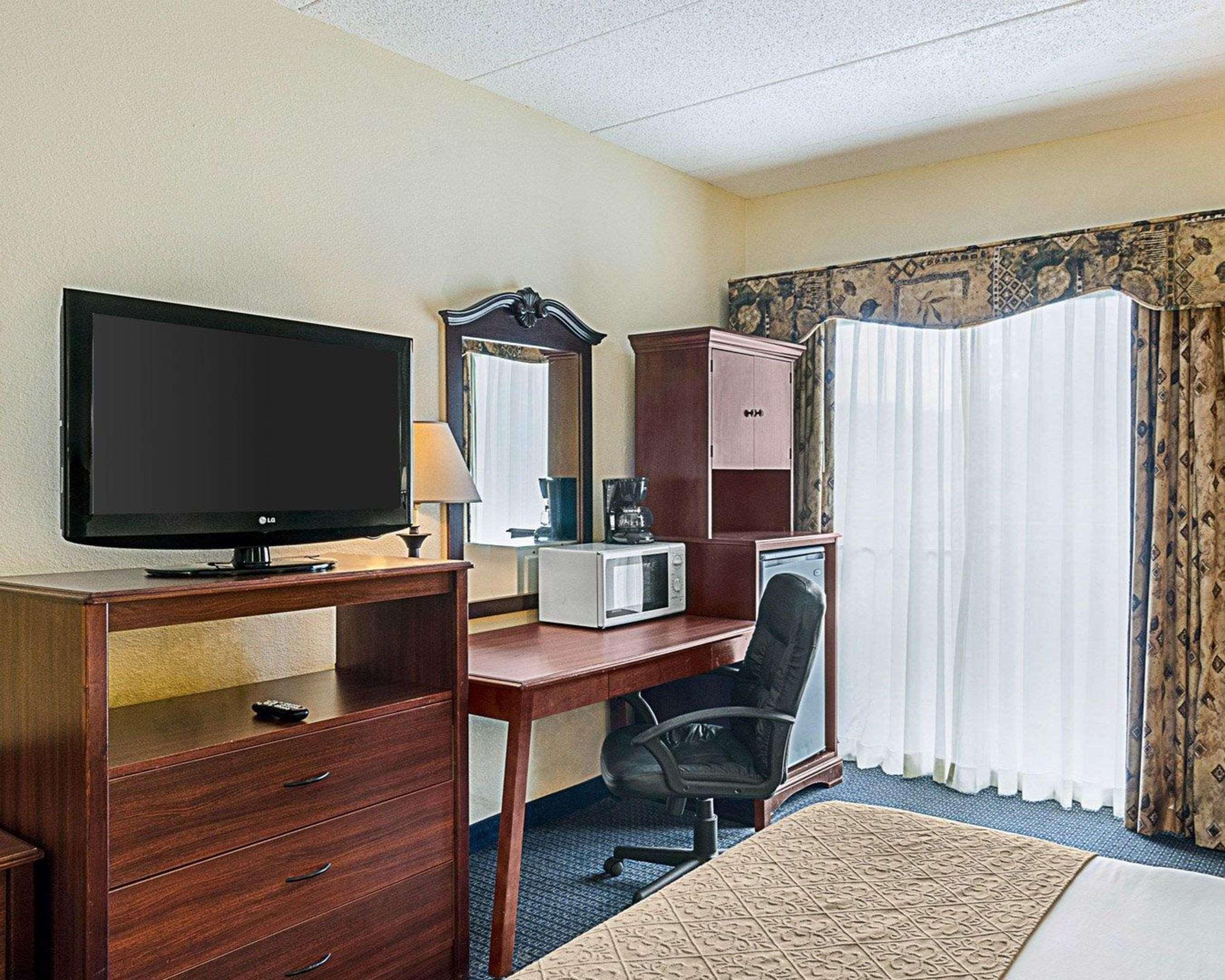 Quality Inn & Suites Worcester Ngoại thất bức ảnh